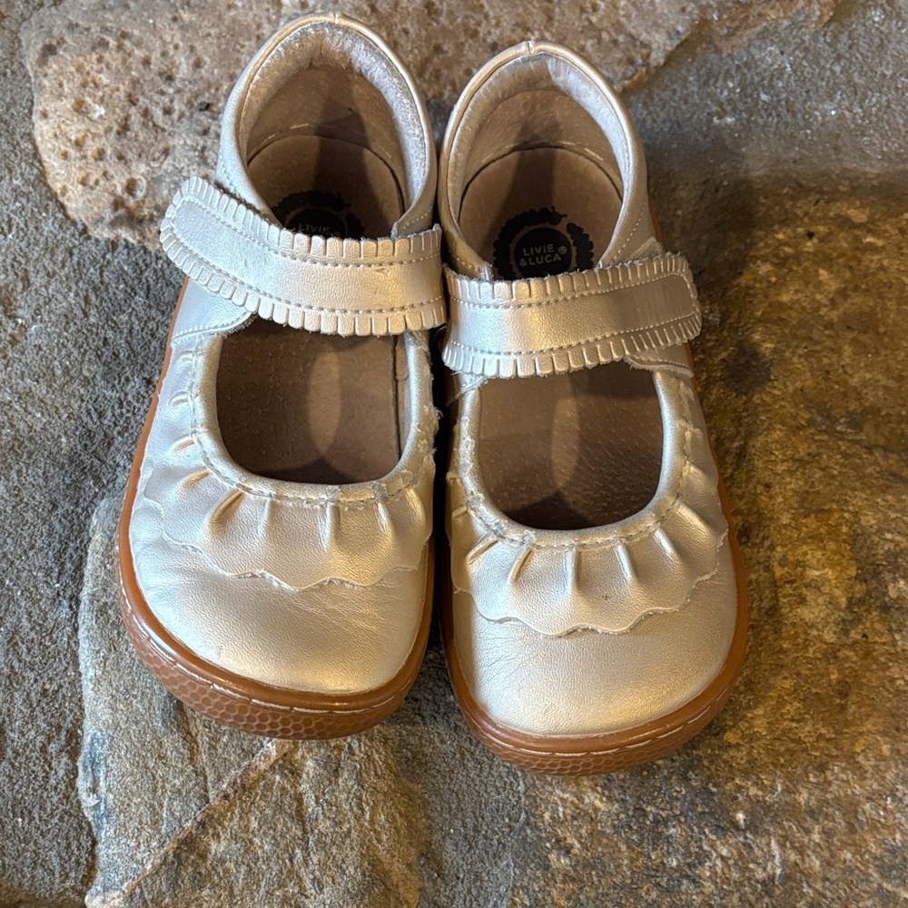 Livie & Luca Mary Janes size 10